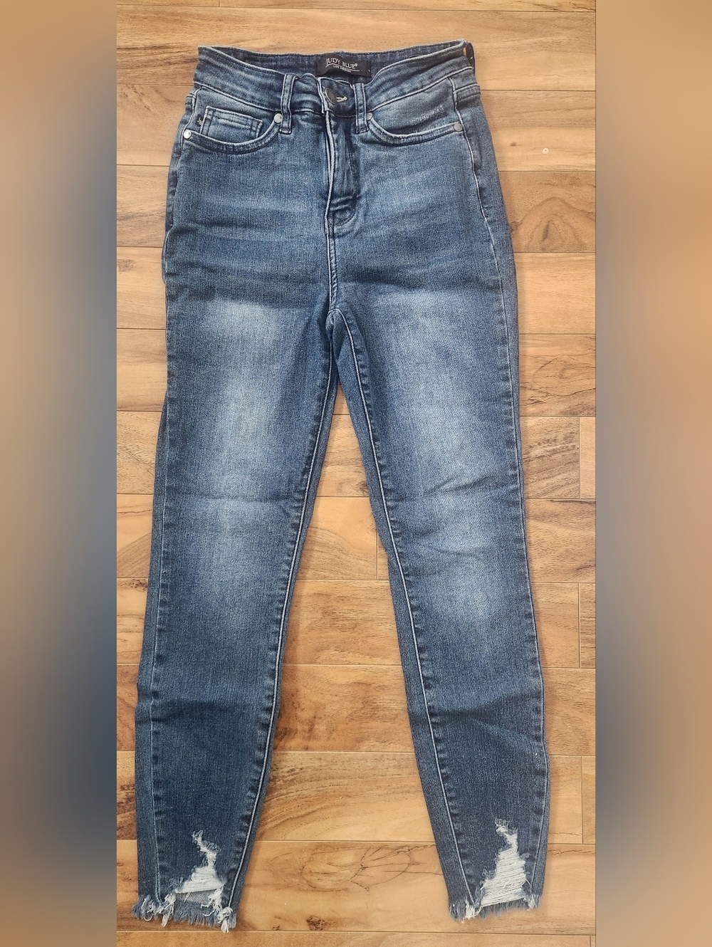 Classic JUDY Blue Women’s Jeans Size 24/0